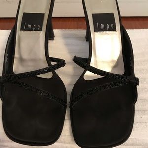 Slide shoes